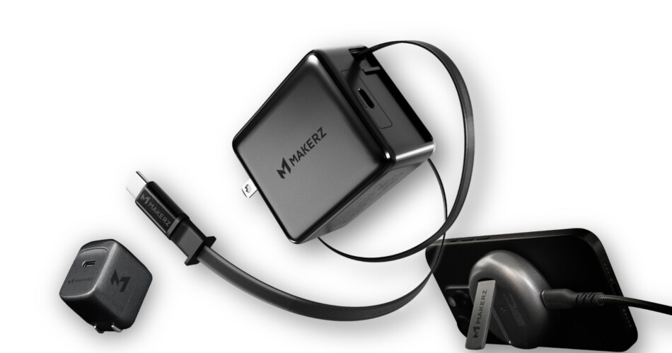 ケーブル内蔵の67W充電器発売