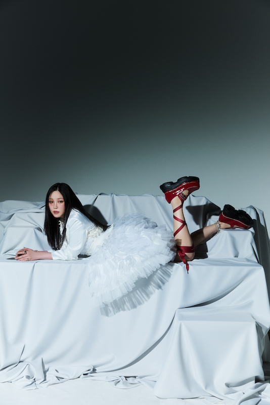 鷲尾伶菜、新曲「見はらし」リリース