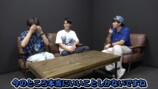 妻との暮らしについて笑顔で話す