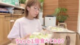 シャインマスカット大福を試食する辻希美