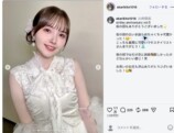 鬼頭明里、純白ドレスで生け花に挑戦の画像