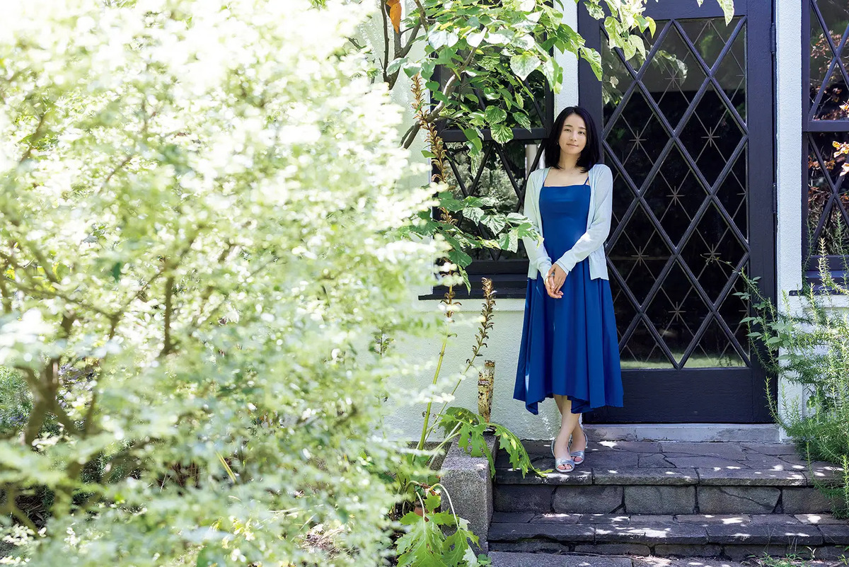 木村文乃、2年ぶり最新カレンダー発売への画像