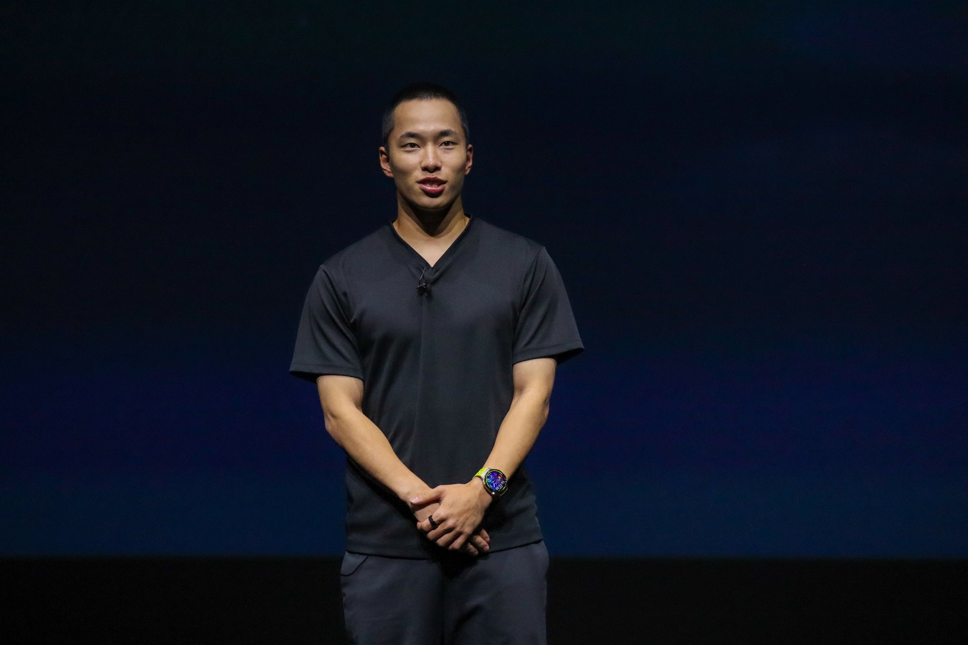『HUAWEI WATCH GT 7 Pro』について説明する木村葵来選手
