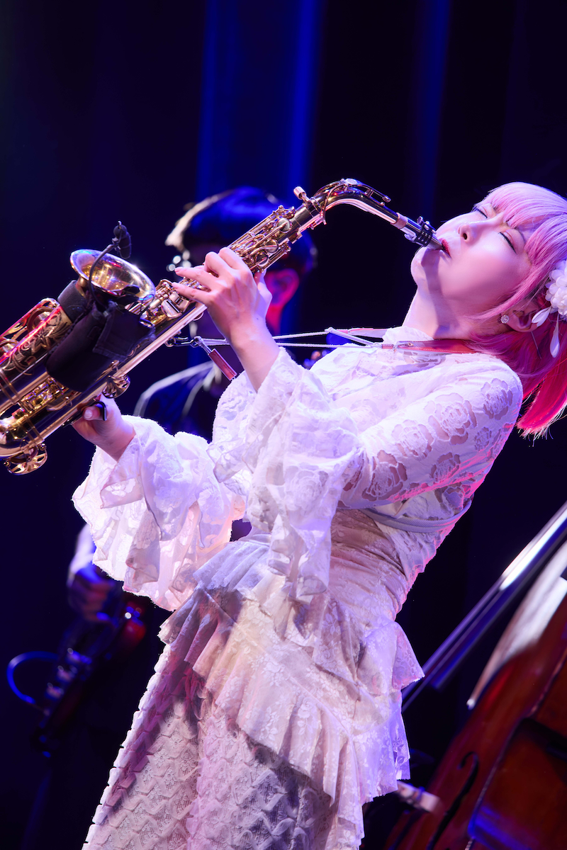 ユッコ・ミラー、10周年記念ライブを語る