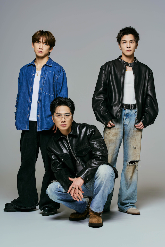 三代目 J SOUL BROTHERS NAOTO、岩田剛典、ØMI(撮影=髙橋耀太)