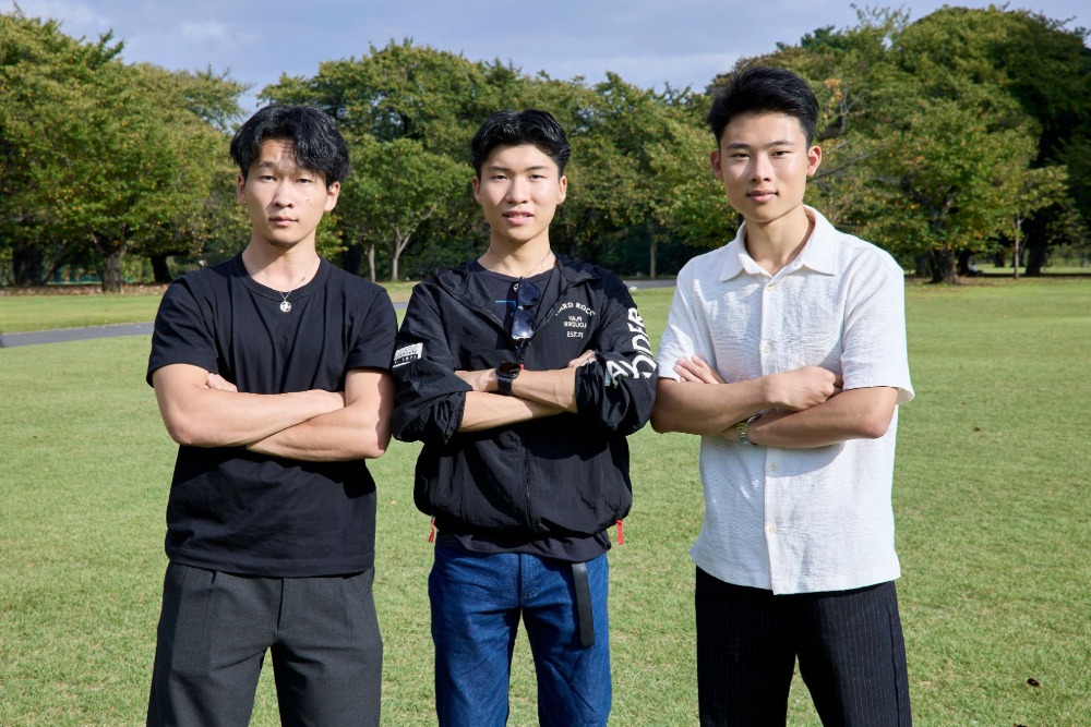 左から谷（COO）、杉原（CEO）、藤井（CTO）