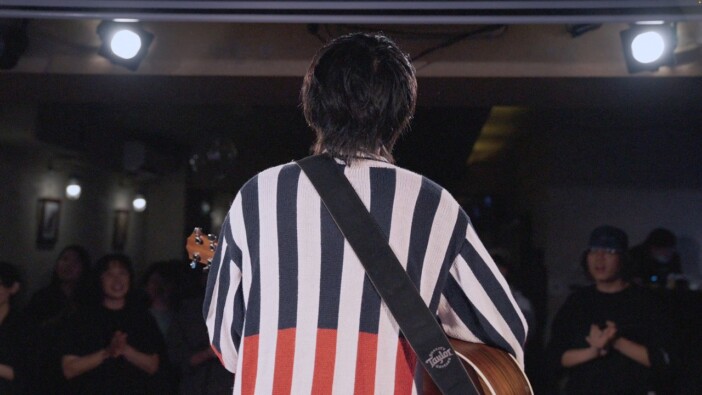 上北健、「どこかでいなくなる君へ」ライブ映像を公開 アコースティックライブ『心集い-2026-』より