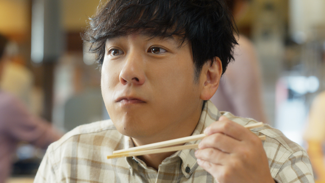 丸亀製麺『もう戻れない。肉辛まぜうどん』松岡昌宏・二宮和也 共演篇より