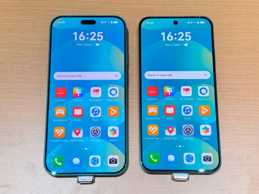 『nova 16s Pro』(左)と『nova 16s』(右)
