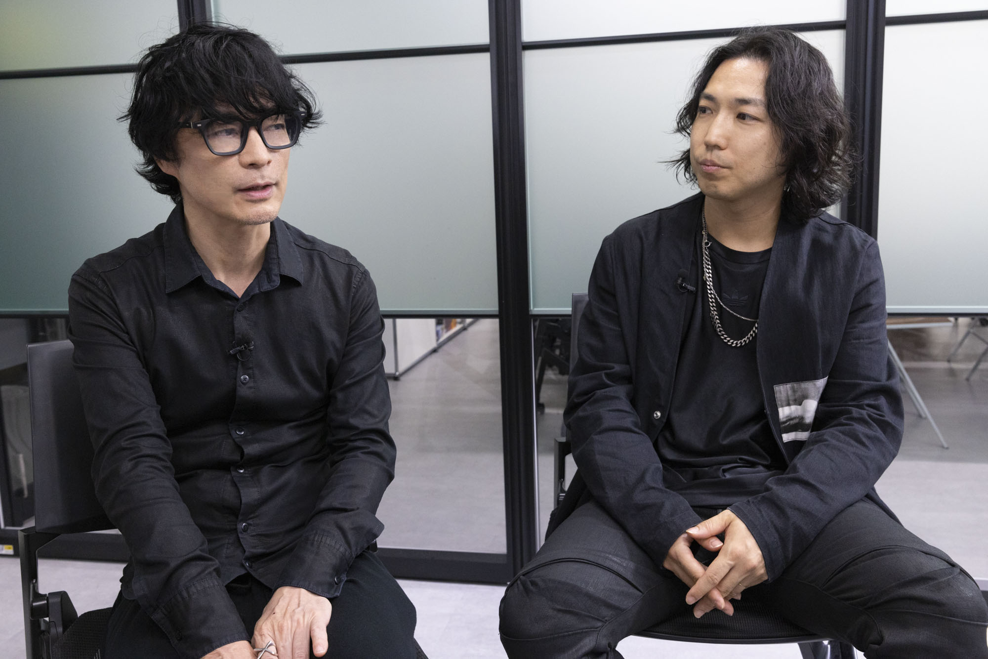THE SPELLBOUNDの中野雅之（左）と小林祐介（右）
