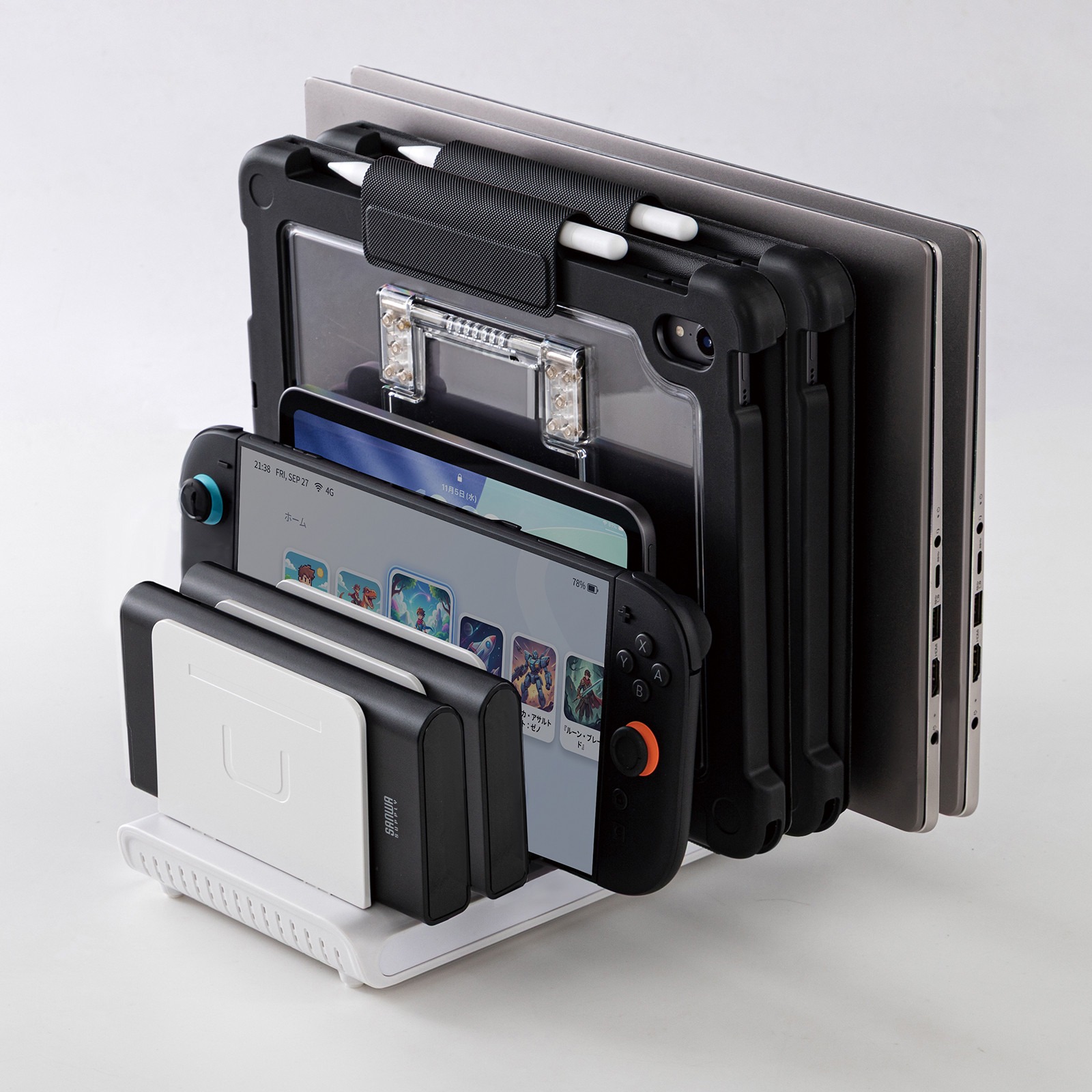 モバイルパソコン・タブレット用スタンド（15台収納タイプ） 使用イメージ