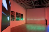 ヨシロットン展、宇宙アートを体感の画像