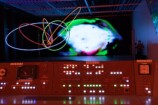 ヨシロットン展、宇宙アートを体感の画像