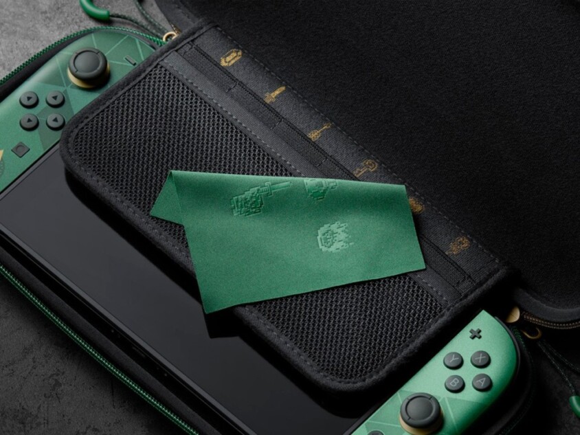 Nintendo Switch 2 キャリングケース ゼルダの伝説 40周年 アニバーサリーエディション(画面保護シート付き) クロス