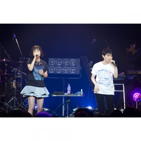 家入レオ×大原櫻子、慕いあう2人が『恋仲』コラボを披露 大原「同じステージに立ててよかった」