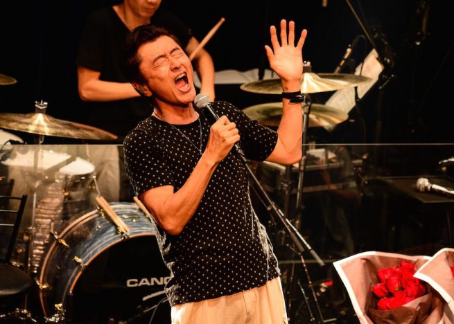 桑田佳祐、300人キャパの至近距離ライブ! Billboard Live TOKYOでの“大人の夜遊び”に潜入