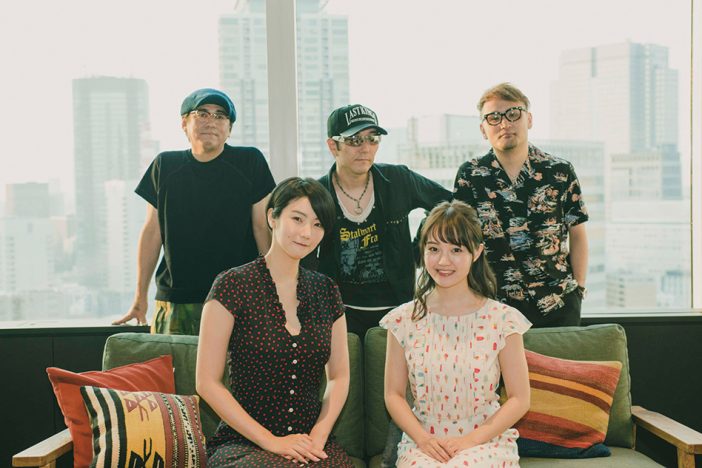 尾崎由香&作家陣が語り合う、歌手としての強みと可能性「曲ごとにまったく違う挑戦があった」