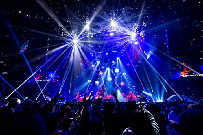 GLAYはエンターテインメントのあかりを灯し続ける 『FREEDOM ONLY』ツアーで刻んだ忘れられない光景