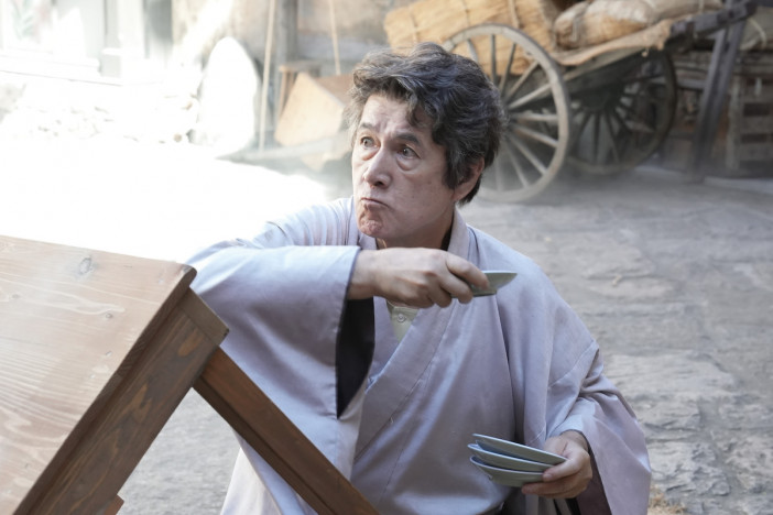 草刈正雄、『探偵ロマンス』は初めてづくし? 「こんなに暴れていいのか!?というくらい」