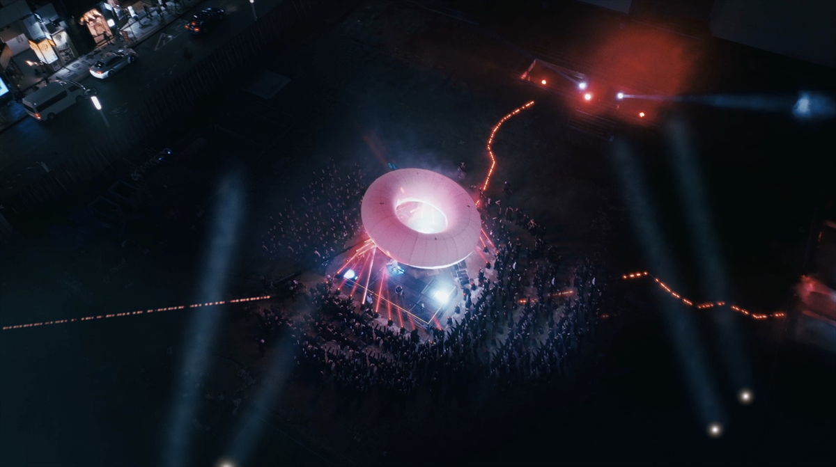 L'Arc~en~Ciel「YOU GOTTA RUN」ミュージッククリップより