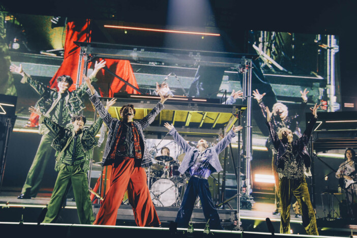 s**t kingz、全ダンサーの夢を背負った2度目の日本武道館公演 〈ここで踊る〉――4人の使命とは何だったのか?