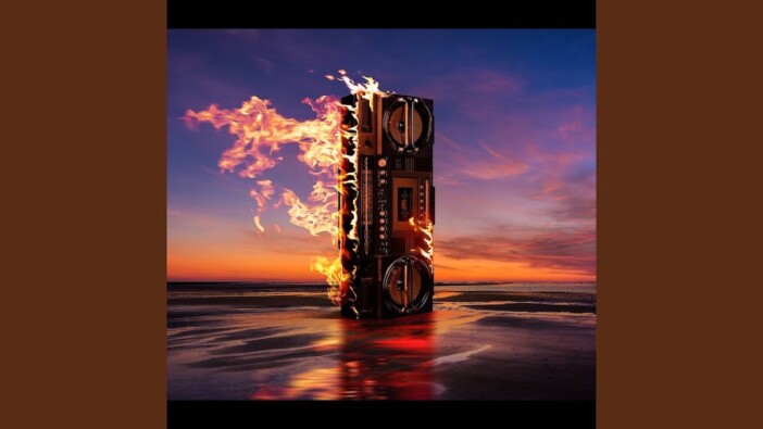 B'z、Ado、V6、マカロニえんぴつ、ILLIT、レトロリロン……注目新譜6作をレビュー