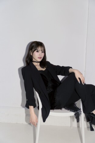 夜々、1stアルバム『0:00』リリース “0時の魔法”を体感できる初のワンマンライブ開催も